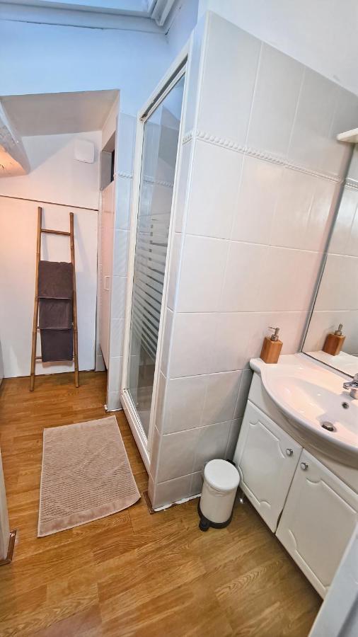 Appartement Sous Les Toits D'Avignon Extérieur photo
